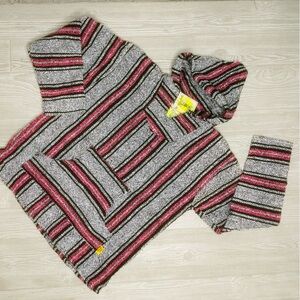 wt Iguana Jack Baja long sleeve Hoodie sweatshirt  Drug Rug Pastel med shirt red